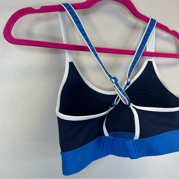 Under Armour S Women's Navy and White Sports Bra Athletic EUC Sports Workout - Picture 11 of 11